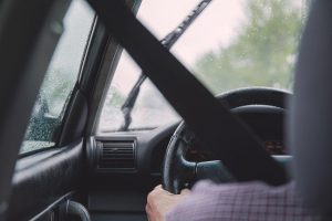 כיצד מחושבים פיצויים לאדם שנפגע בתאונת דרכים
